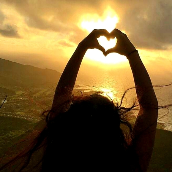 Meet your Posher, WovenGems - Picture 2 of 5